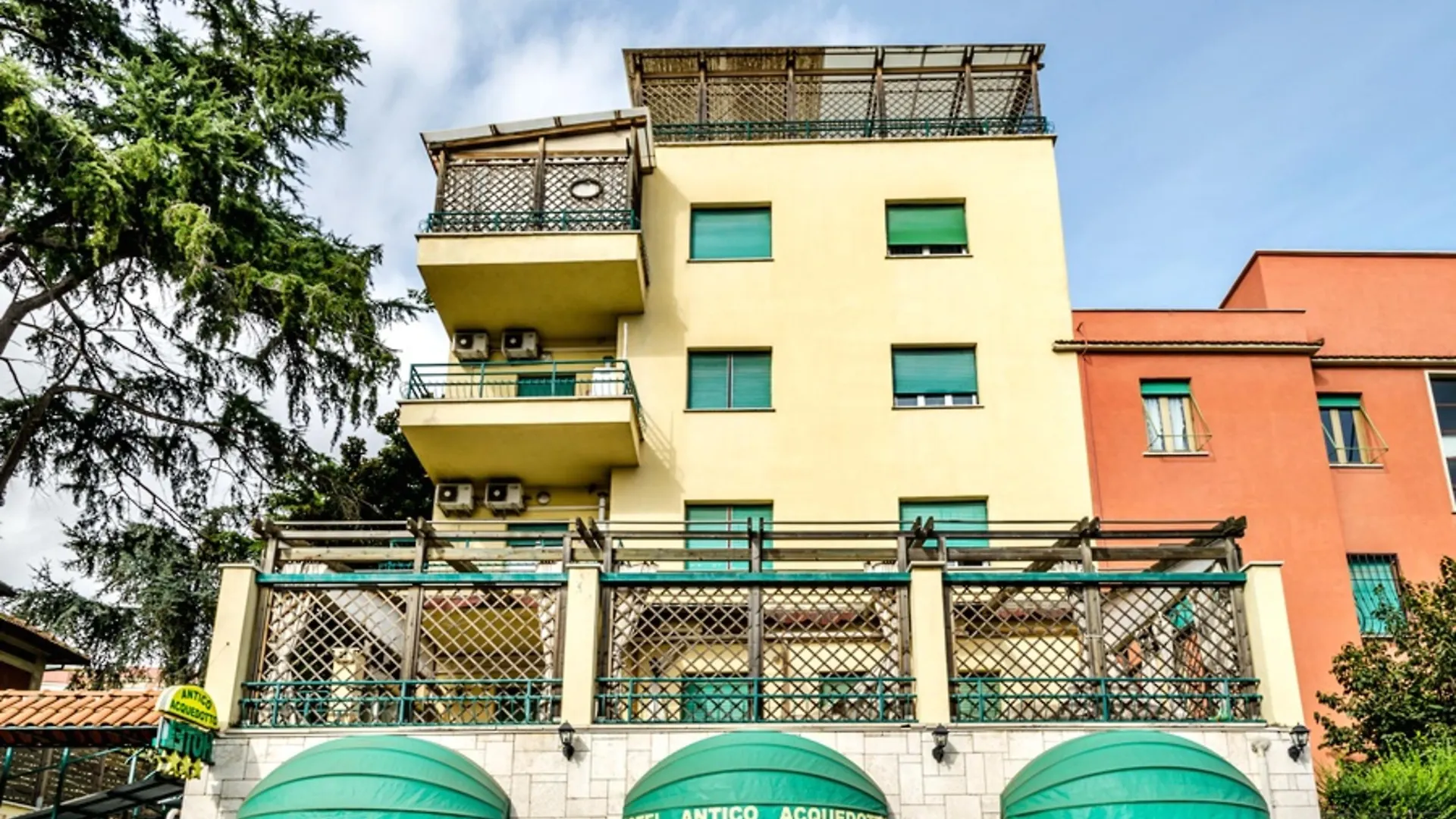 ***  Hotel Antico Acquedotto Rome Italy