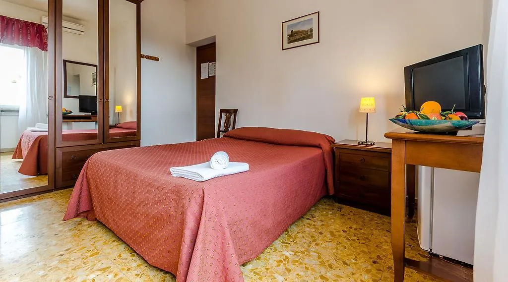 Hotel Antico Acquedotto Rom 3*,